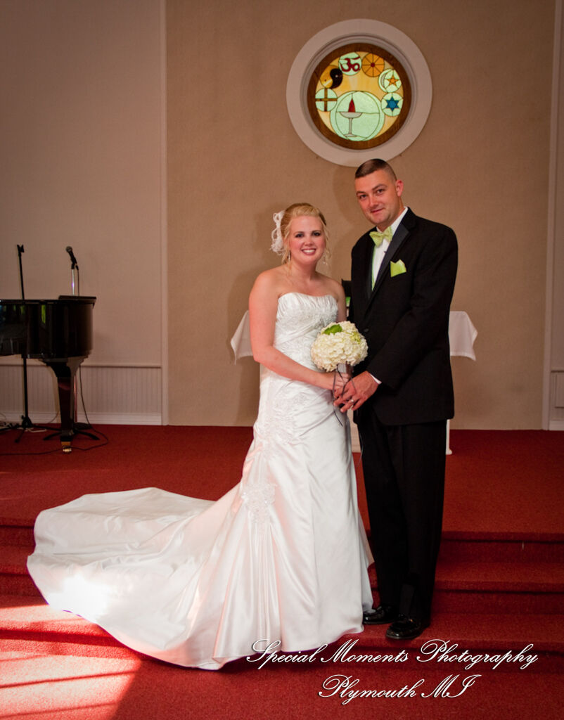 Meagan & Stephen at Unitarian Universalist Church Farmington Hills MI wedding photography