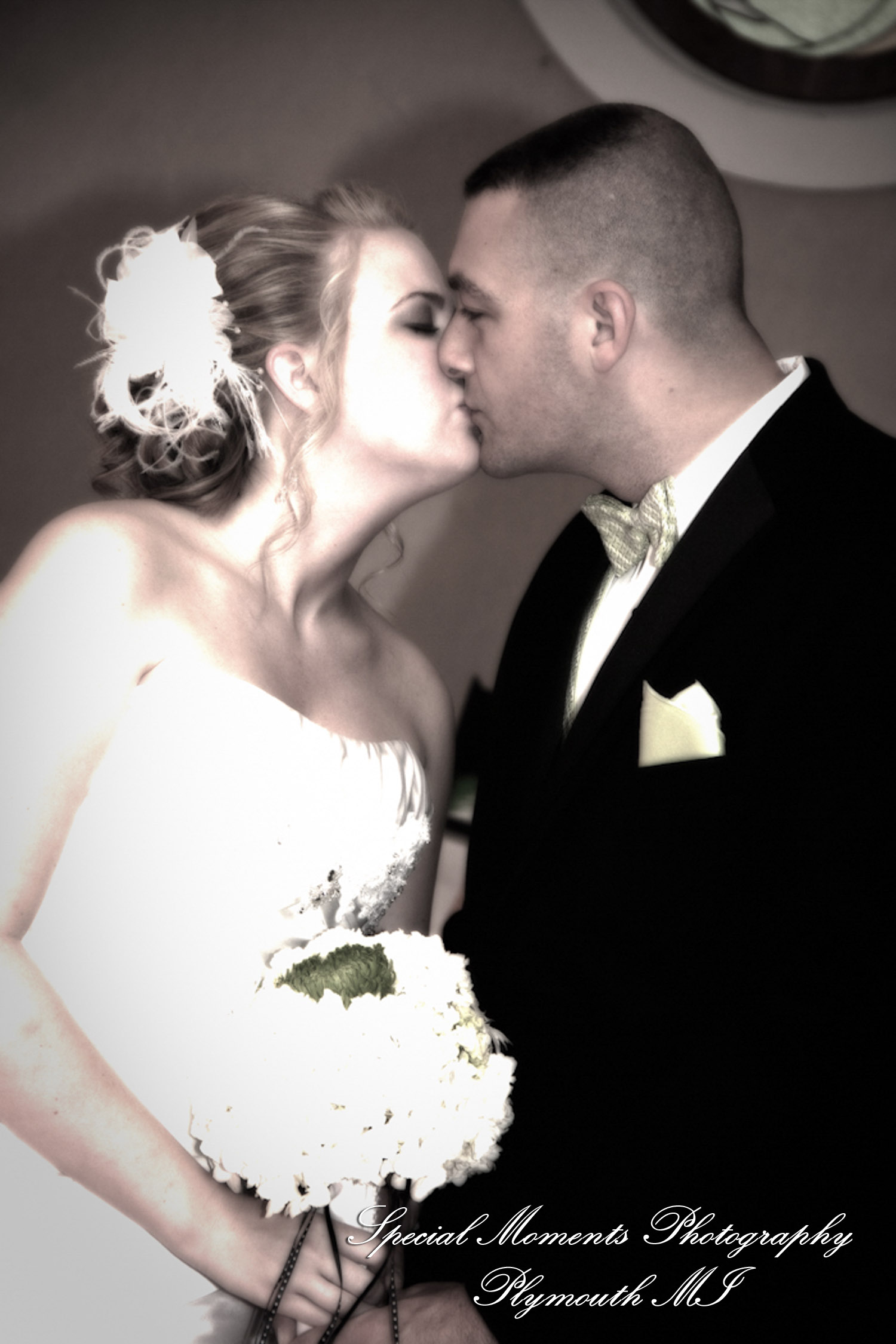 Meagan & Stephen at Unitarian Universalist Church Farmington Hills MI wedding photography