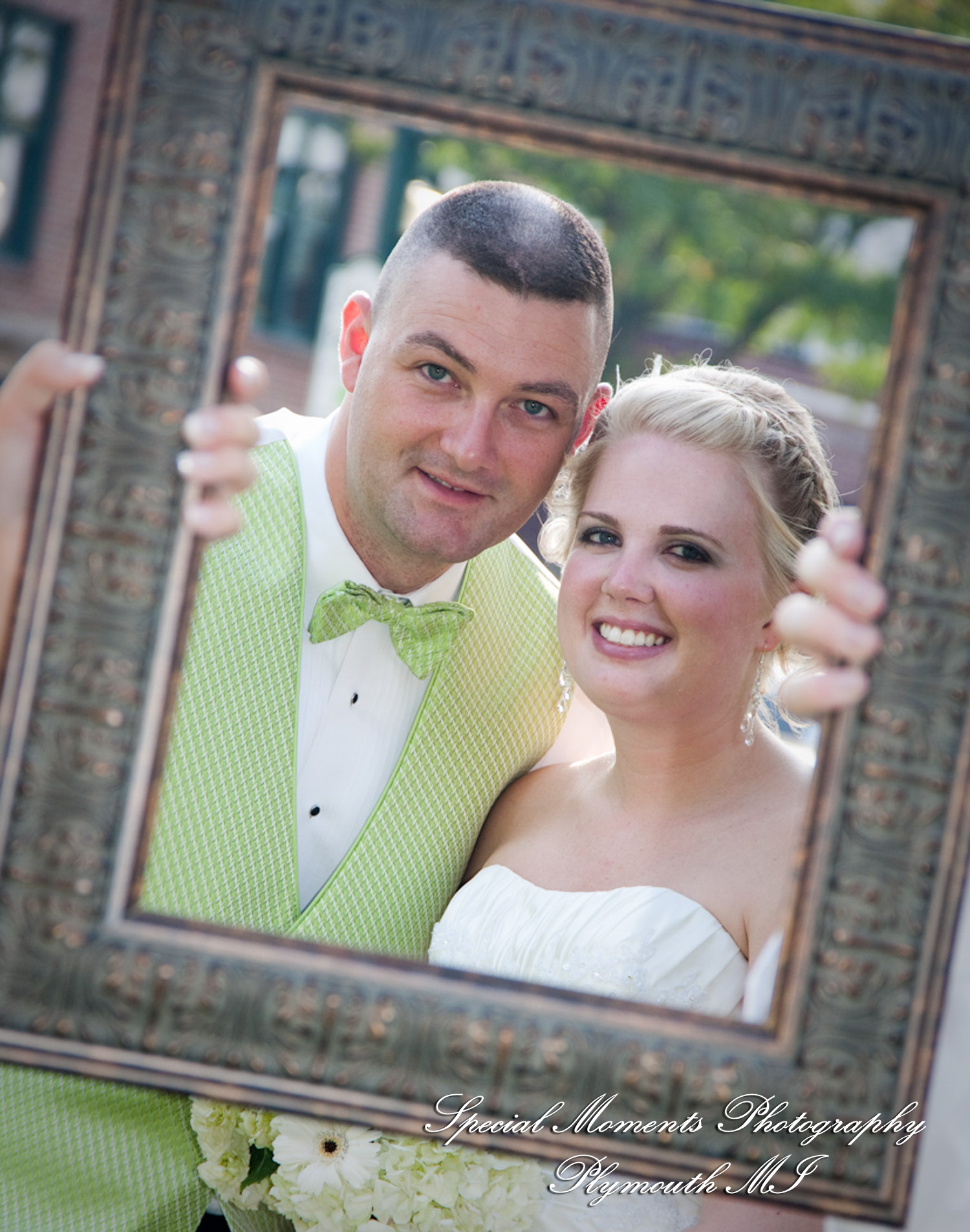 Meagan & Stephen at Unitarian Universalist Church Farmington Hills MI wedding photography
