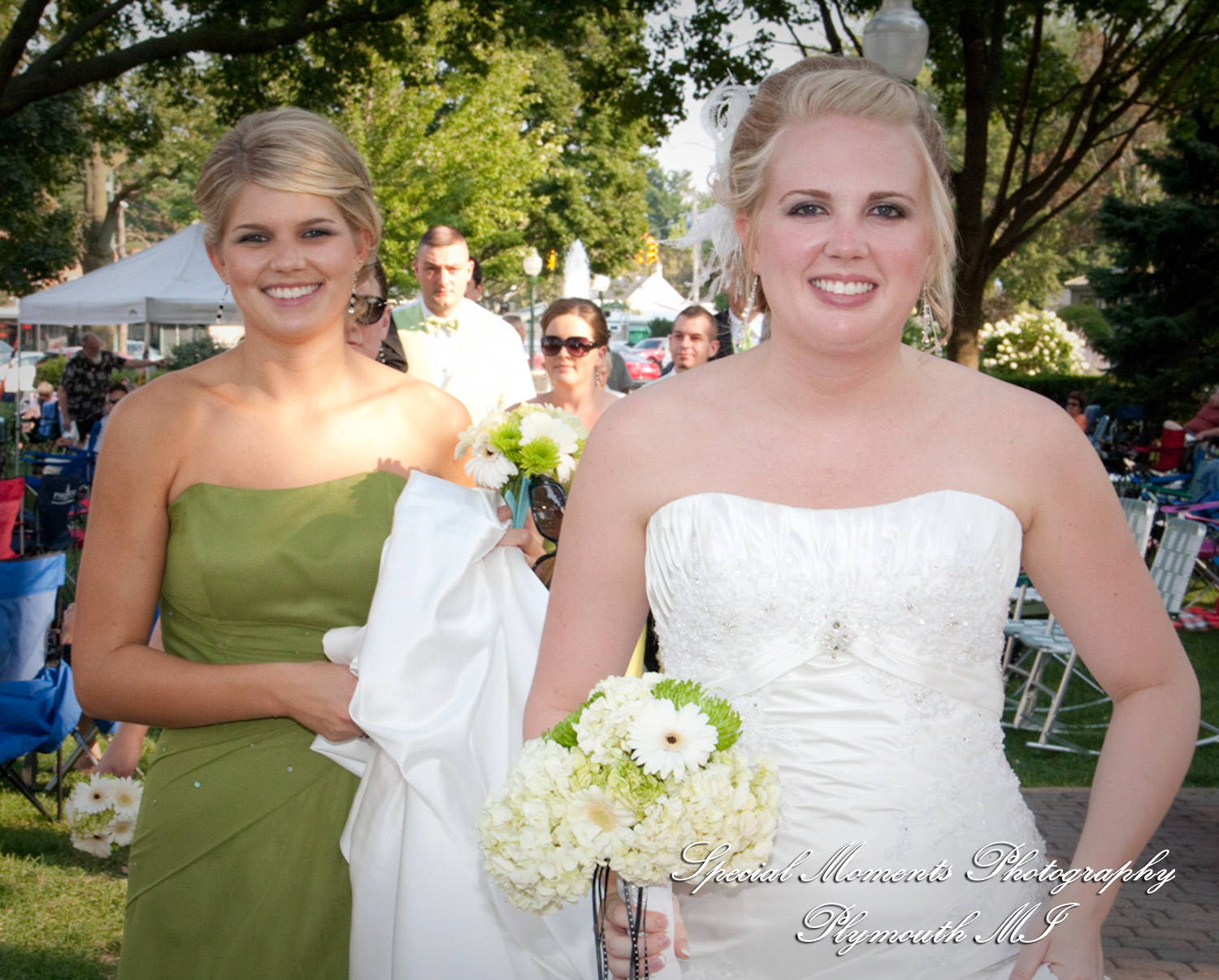 Meagan & Stephen at Unitarian Universalist Church Farmington Hills MI wedding photography