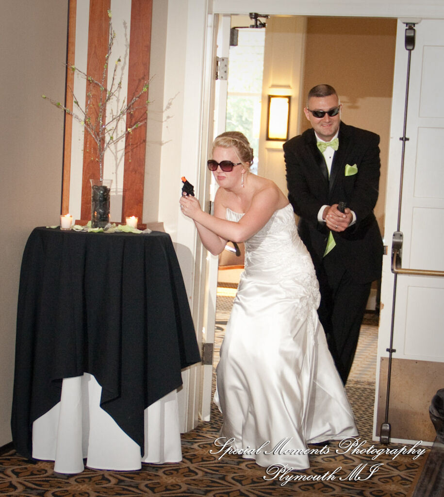 Meagan & Stephen at Burton Manor Livonia MI wedding photography