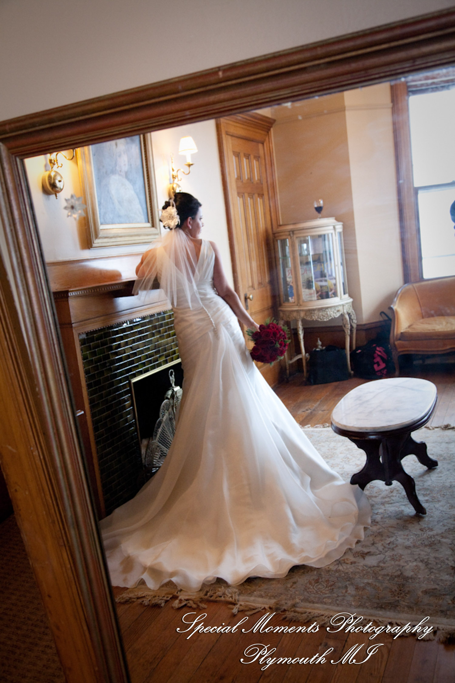 Bianca & Jack at The Whitney Detroit MI wedding photography