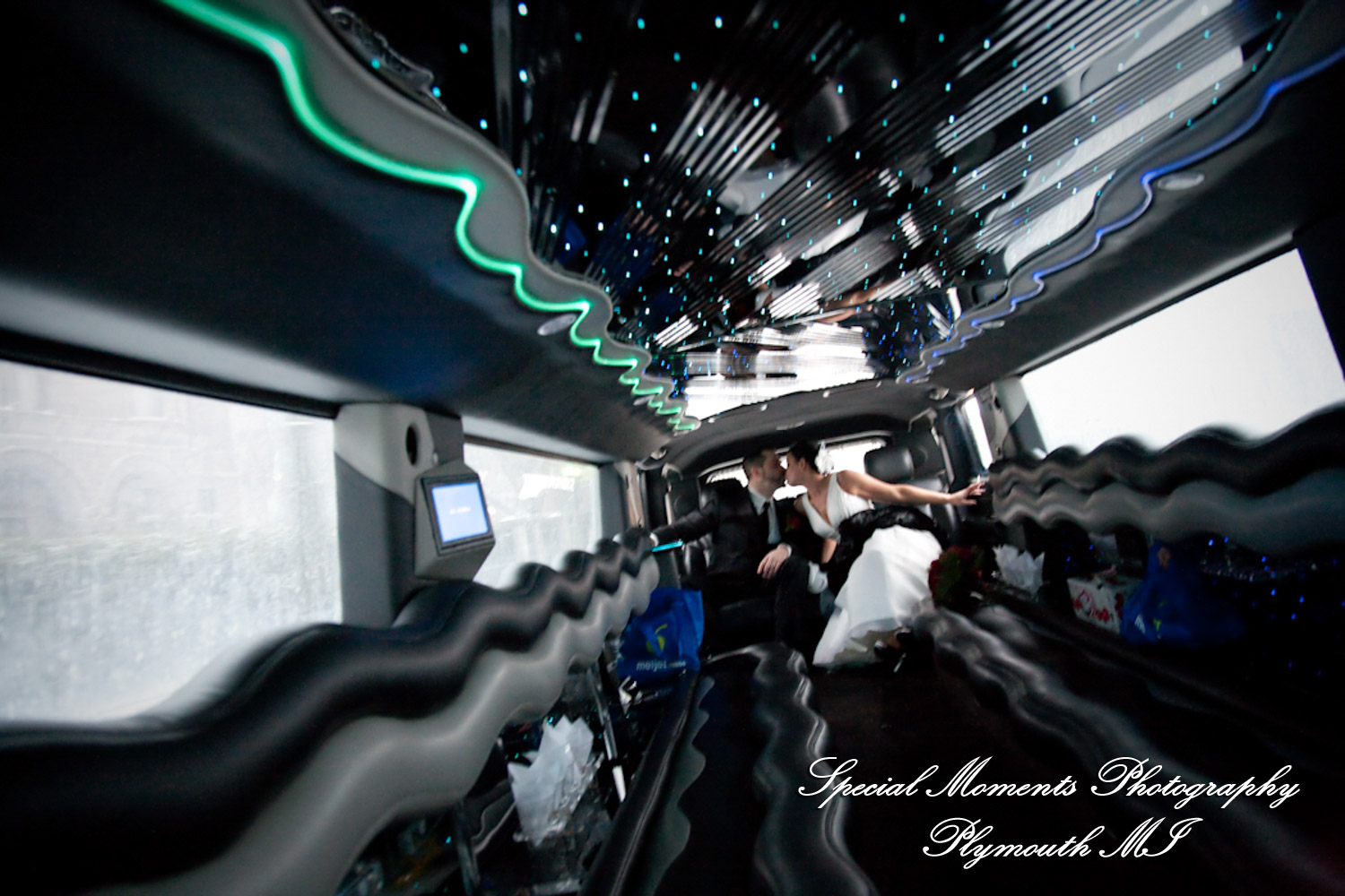 Bianca & Jack at The Whitney Detroit MI wedding photography