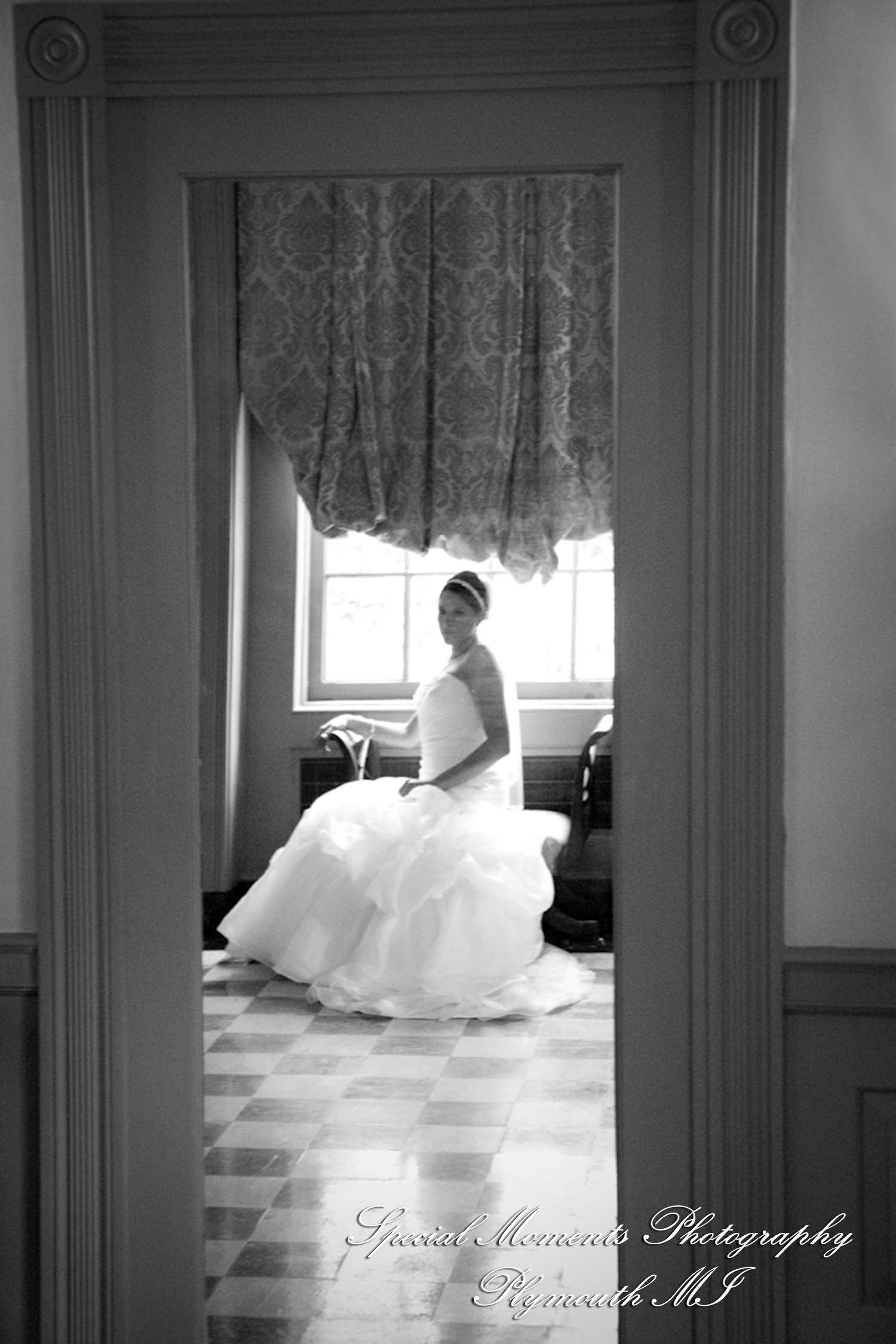 Nicole & Rob at Lovett Hall Greenfield Village Dearborn MI wedding photography