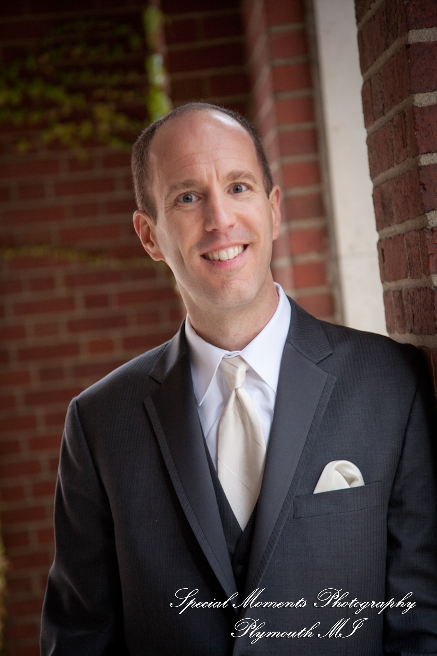 Nicole & Rob at Lovett Hall Greenfield Village Dearborn MI wedding photography