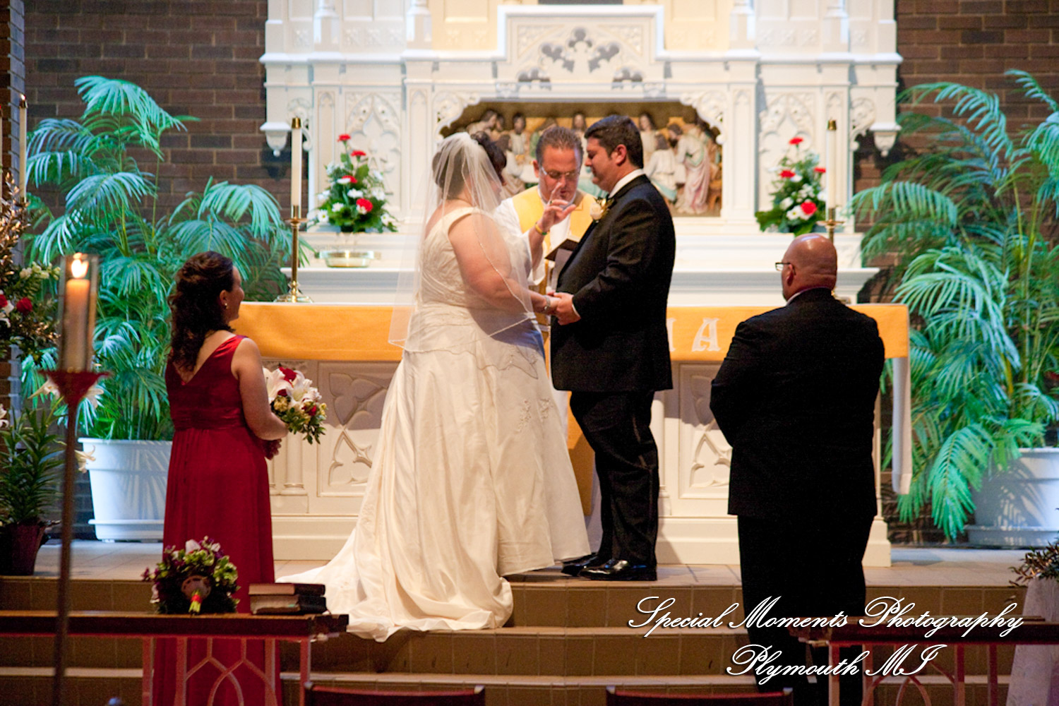 Karen & Rick at Christ our Savior Lutheran - Livonia MI wedding photography