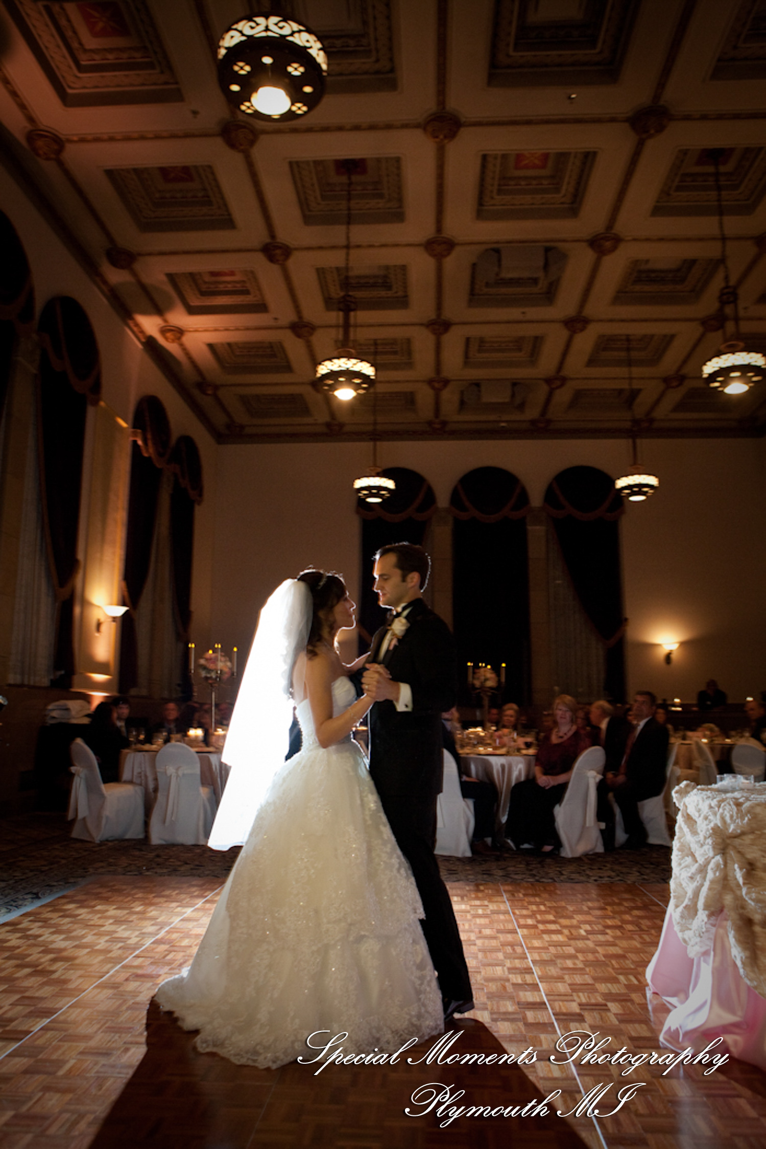 Arielle & Dave at St. John’s Resort Provincial Ballroom MI wedding photography