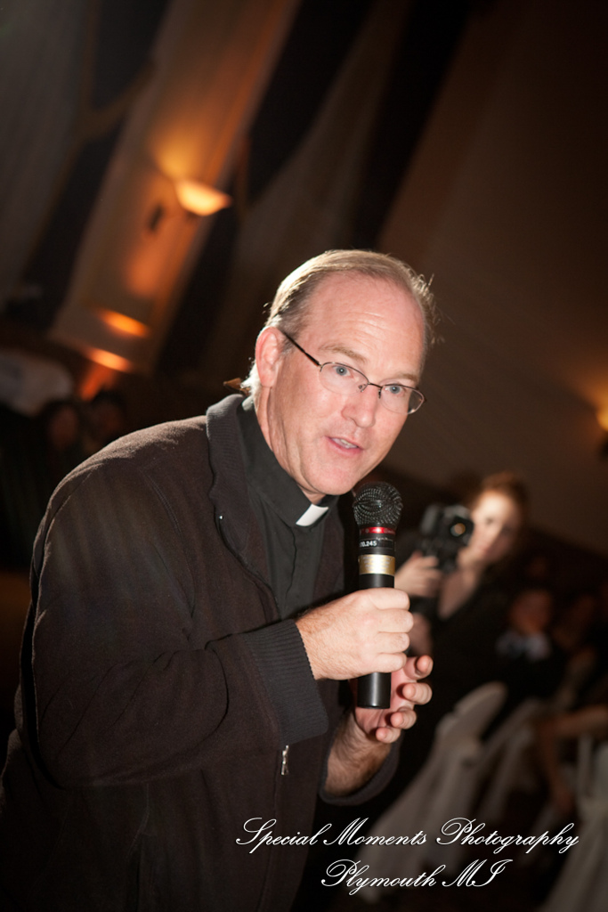 Arielle & Dave at St. John’s Resort Provincial Ballroom MI wedding photography