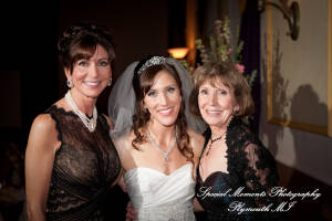 Arielle & Dave at St. John’s Resort Provincial Ballroom MI wedding photography