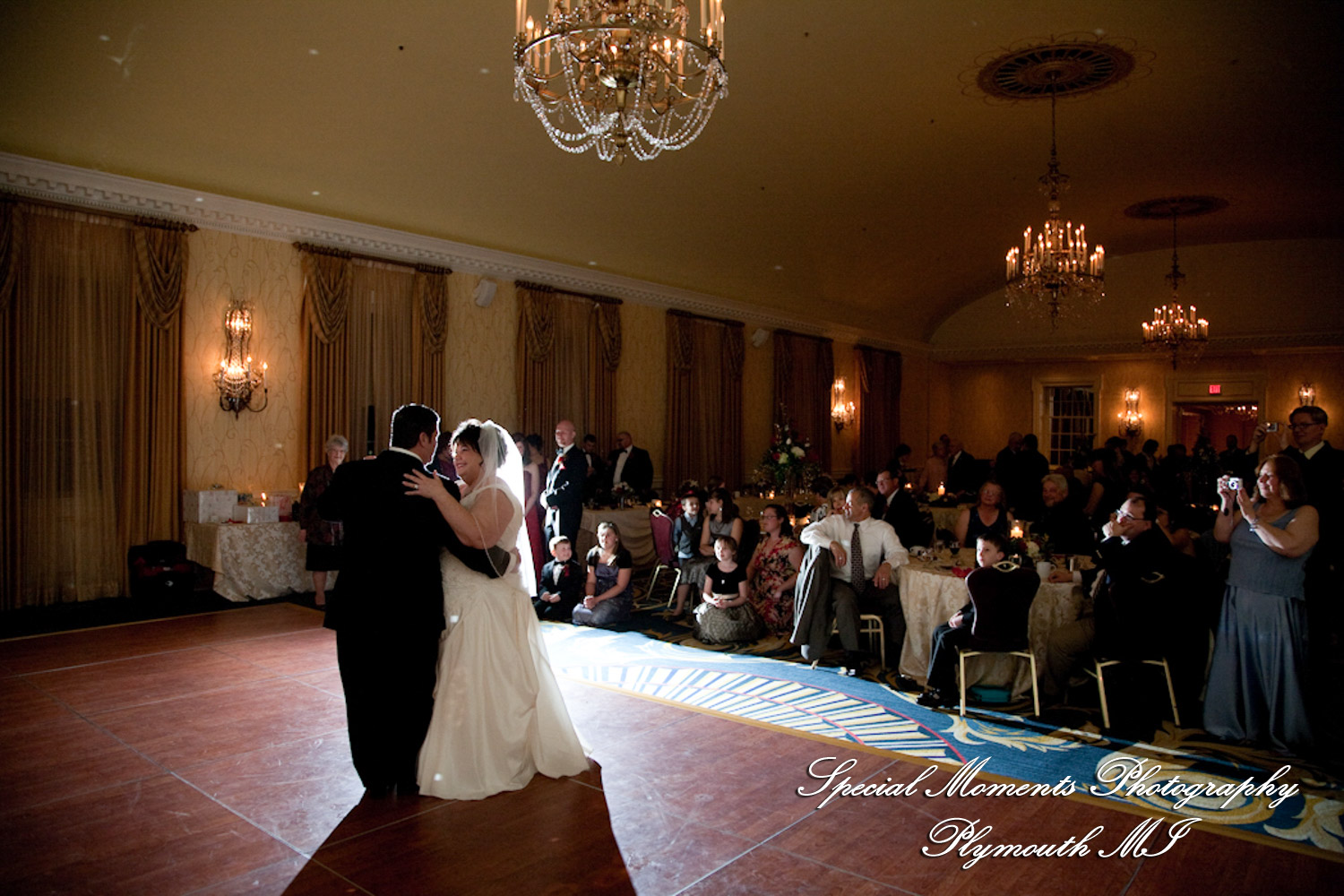 Karen & Rick at Dearborn Inn Autograph Collection Dearborn MI wedding photography