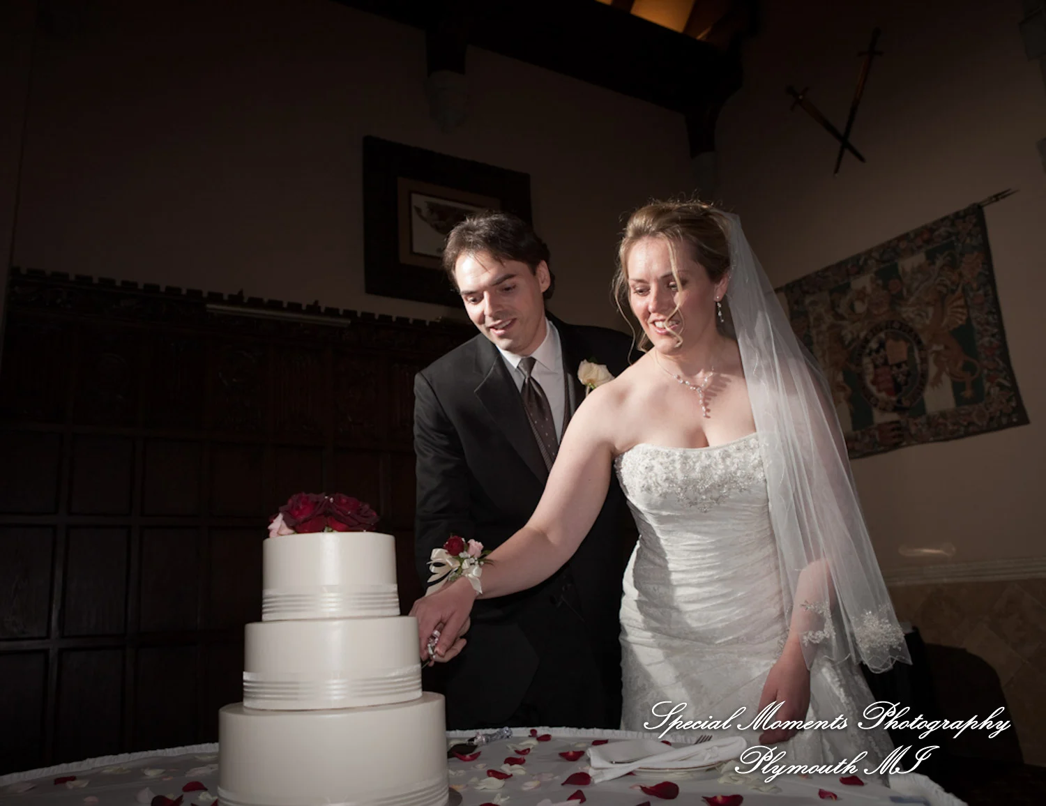 Pine Knob Mansion Clarkston MI wedding photograph