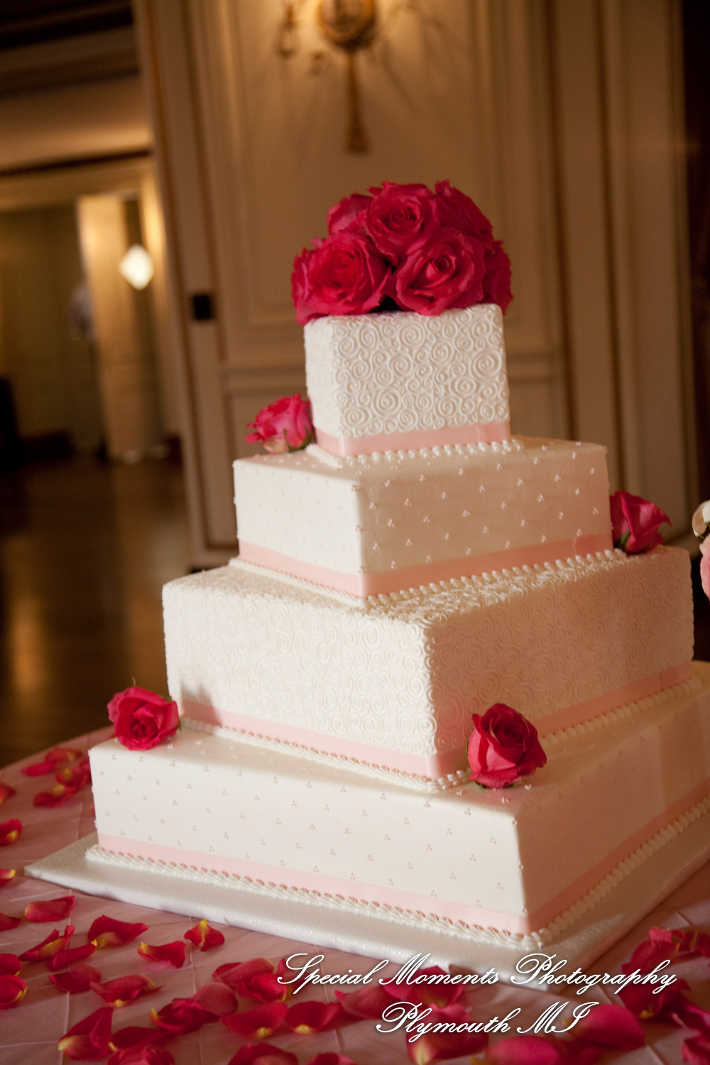 Colony Club Detroit MI wedding photograph