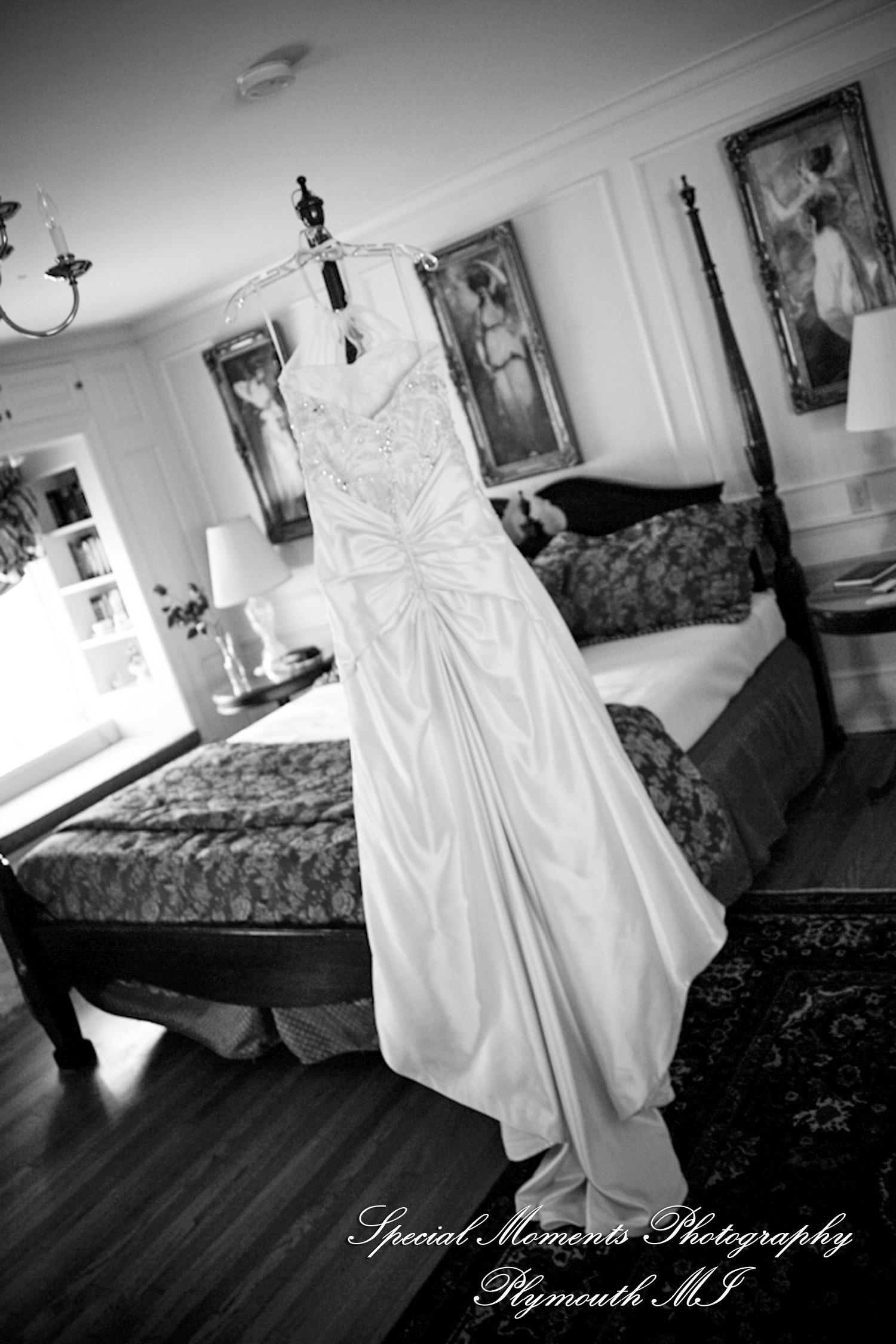 Lisa & Jeffrey at Montague Inn Saginaw MI wedding photography