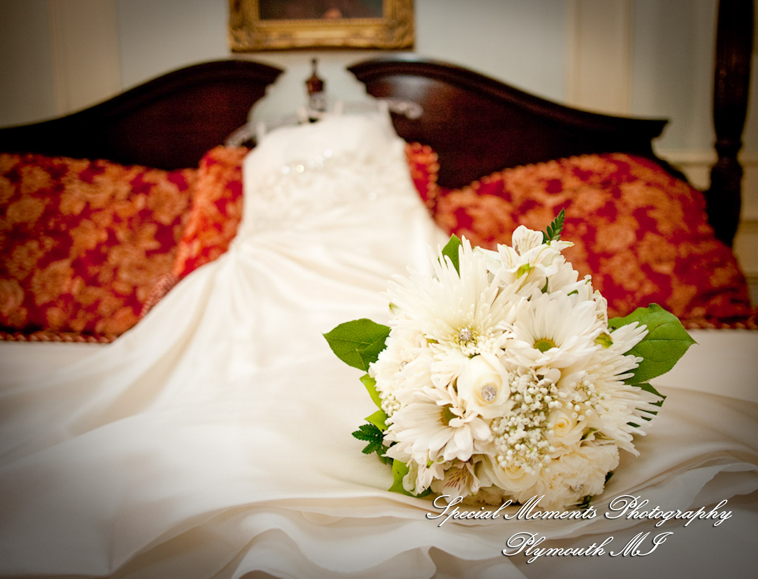 Lisa & Jeffrey at Montague Inn Saginaw MI wedding photography