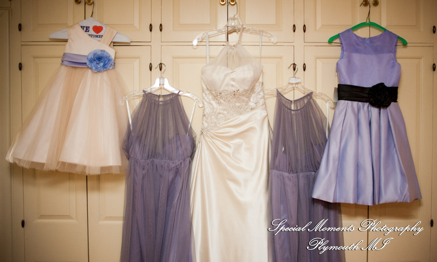 Lisa & Jeffrey at Montague Inn Saginaw MI wedding photography
