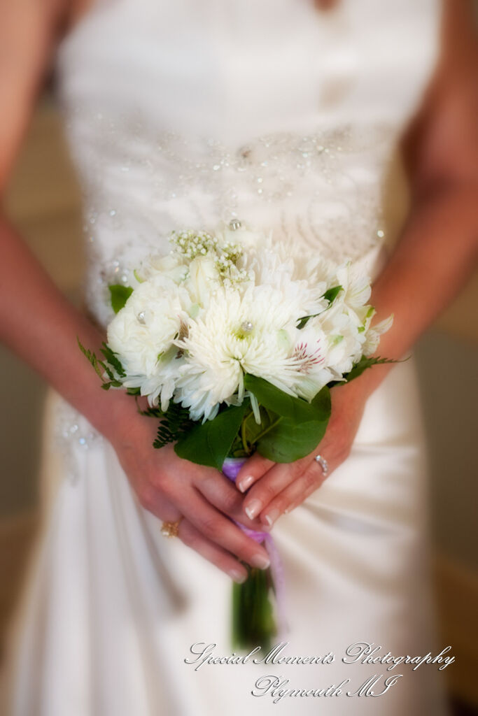 Lisa & Jeffrey at Montague Inn Saginaw MI wedding photography