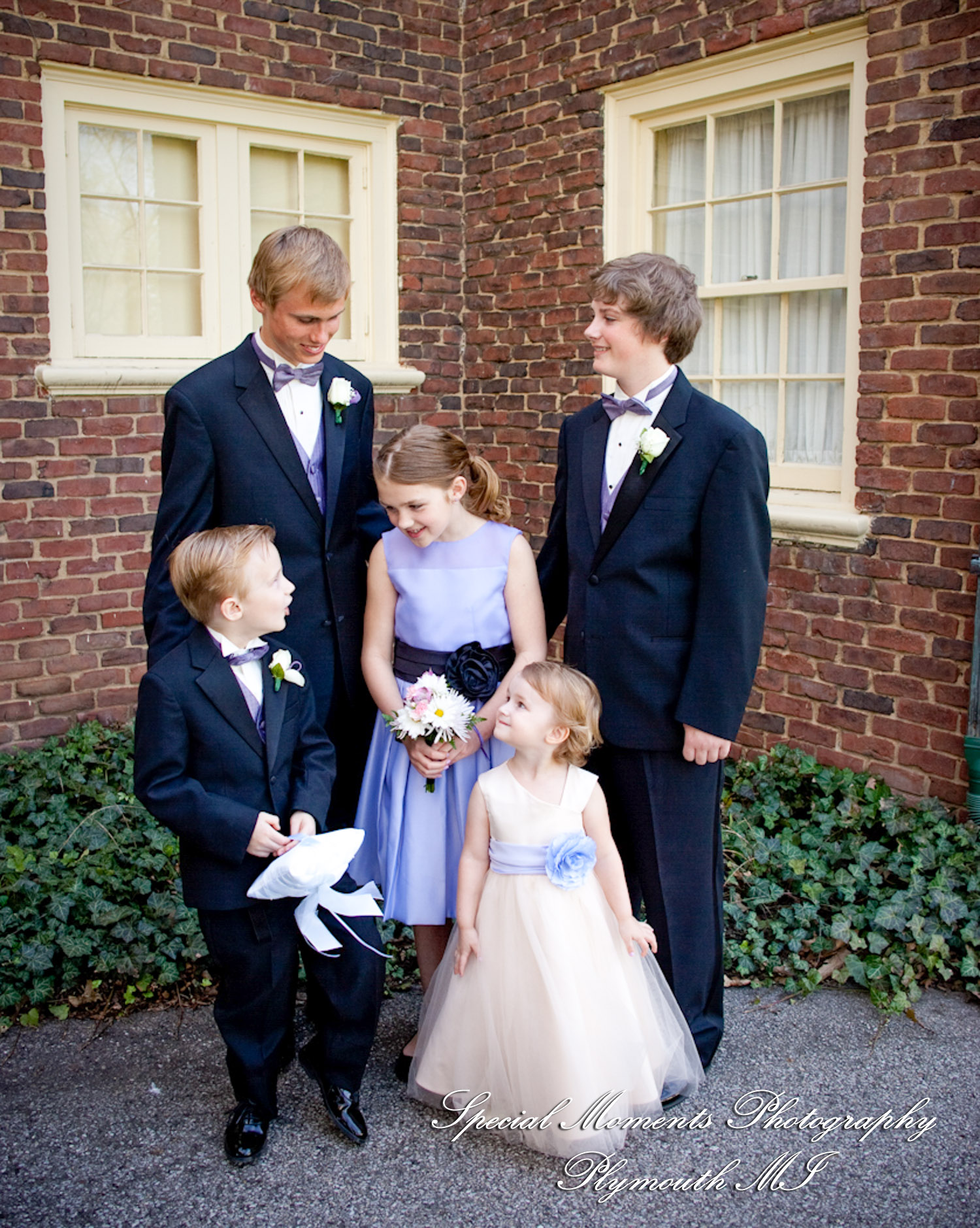 Lisa & Jeffrey at Montague Inn Saginaw MI wedding photography