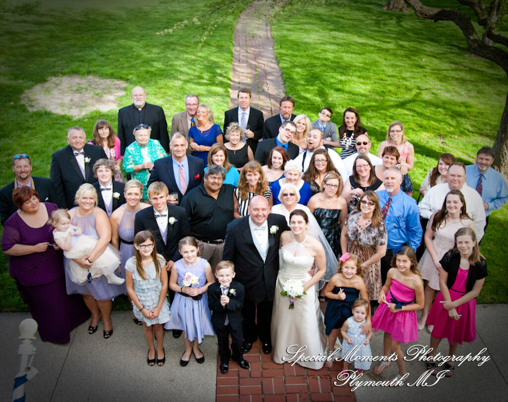 Lisa & Jeffrey at Montague Inn Saginaw MI wedding photography