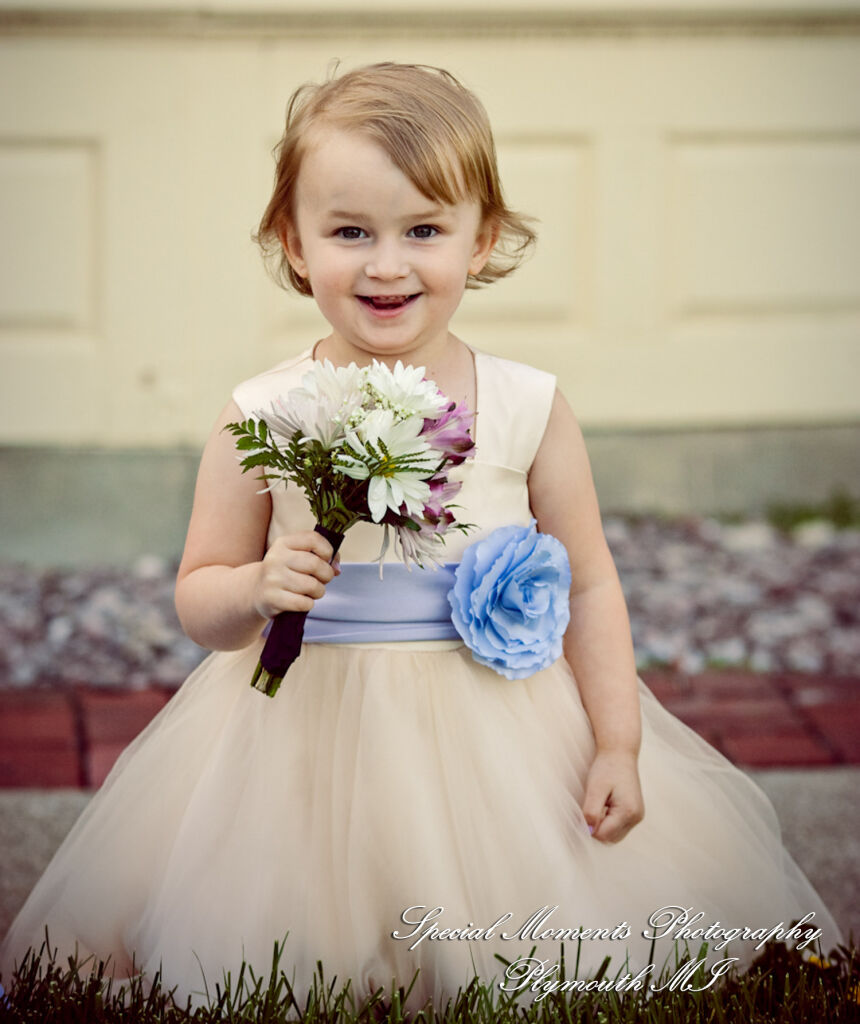 Lisa & Jeffrey at Montague Inn Saginaw MI wedding photography