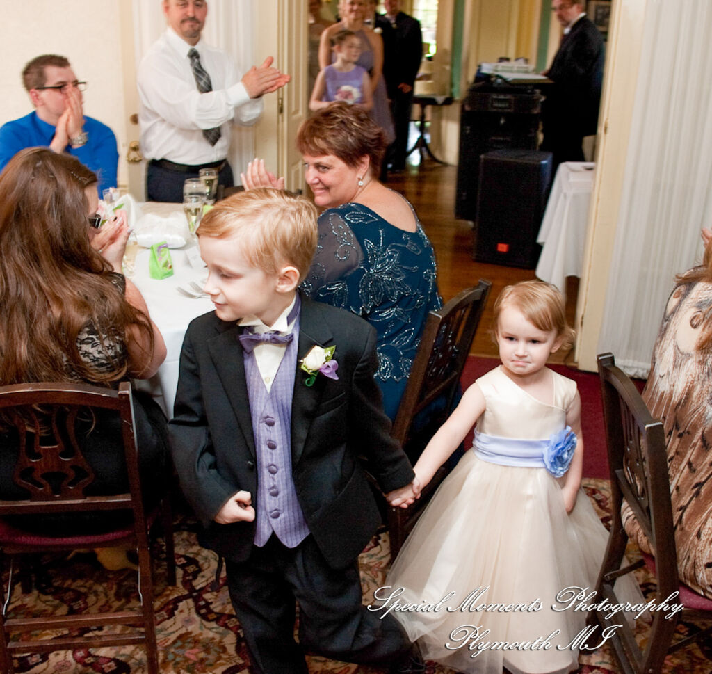 Lisa & Jeffrey at Montague Inn Saginaw MI wedding photography