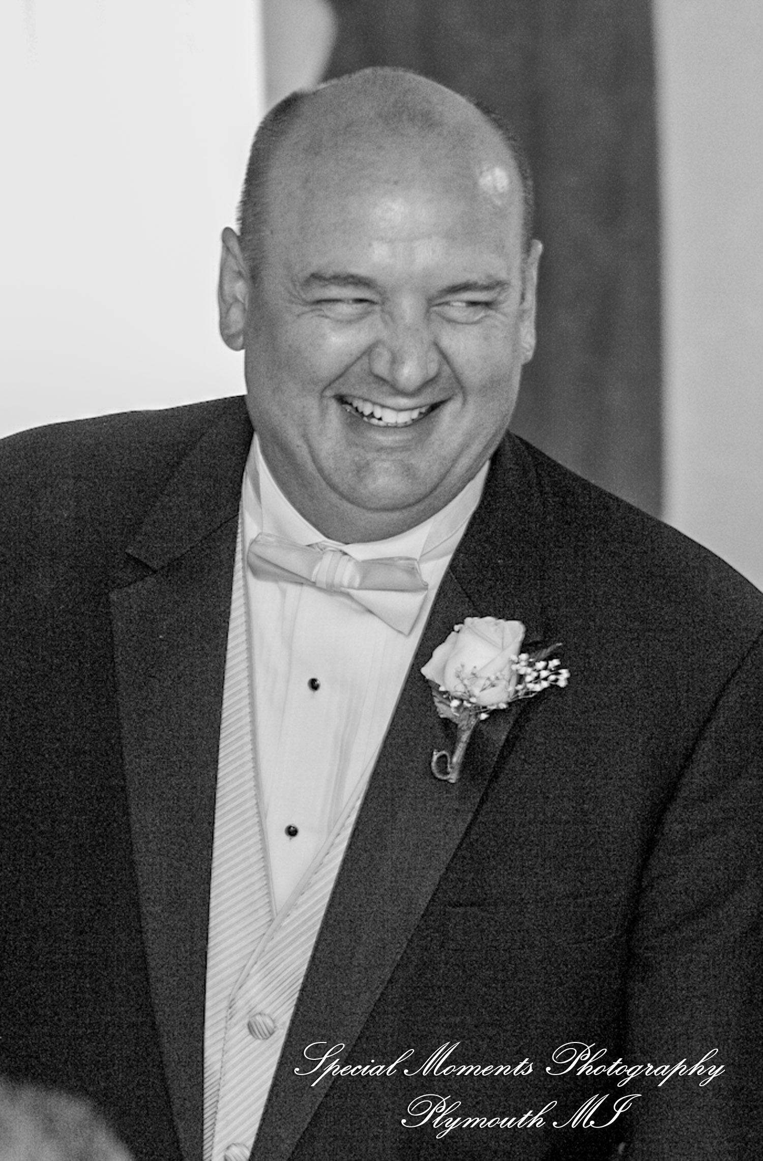 Lisa & Jeffrey at Montague Inn Saginaw MI wedding photography