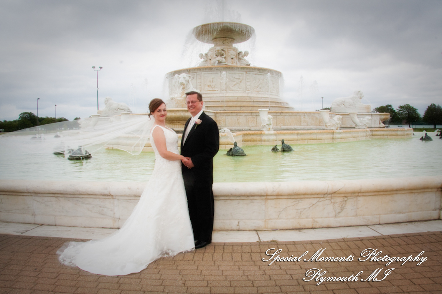 Adrienne & David at Colony Club Detroit MI wedding photography