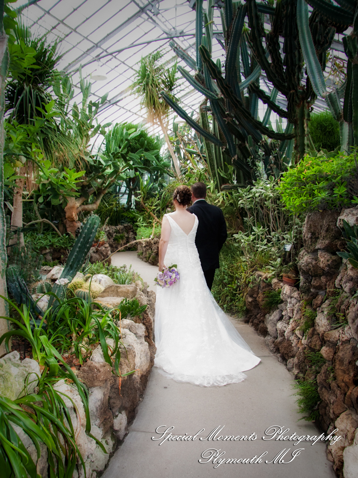Adrienne & David at Colony Club Detroit MI wedding photography