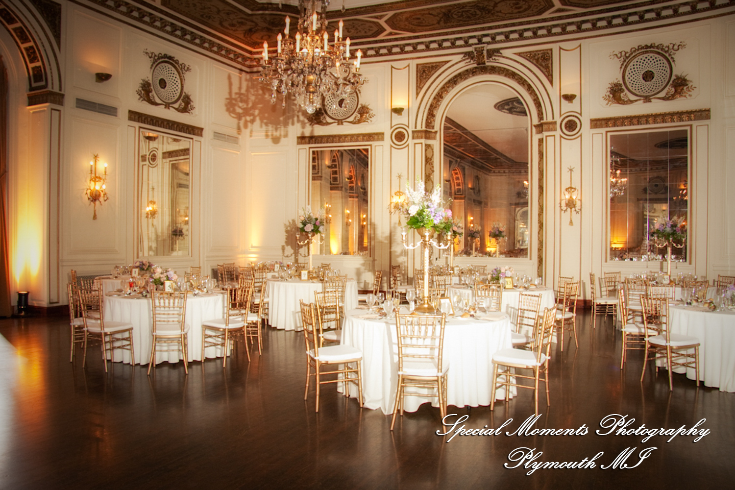Adrienne & David at Colony Club Detroit MI wedding photography