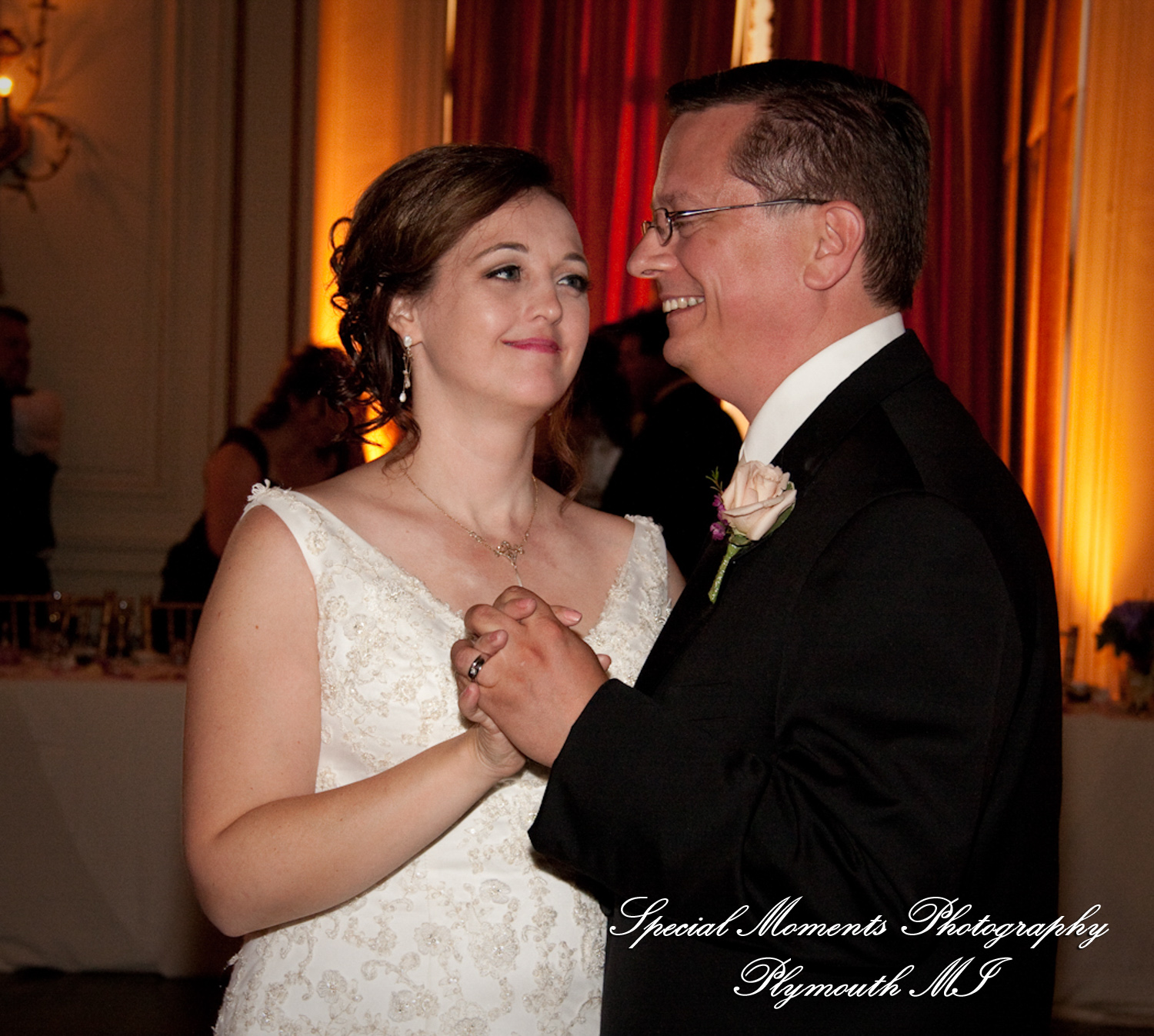 Adrienne & David at Colony Club Detroit MI wedding photography