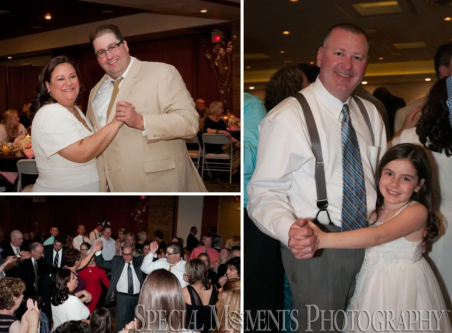 Temple Kol Ami West Bloomfield MI wedding photograph