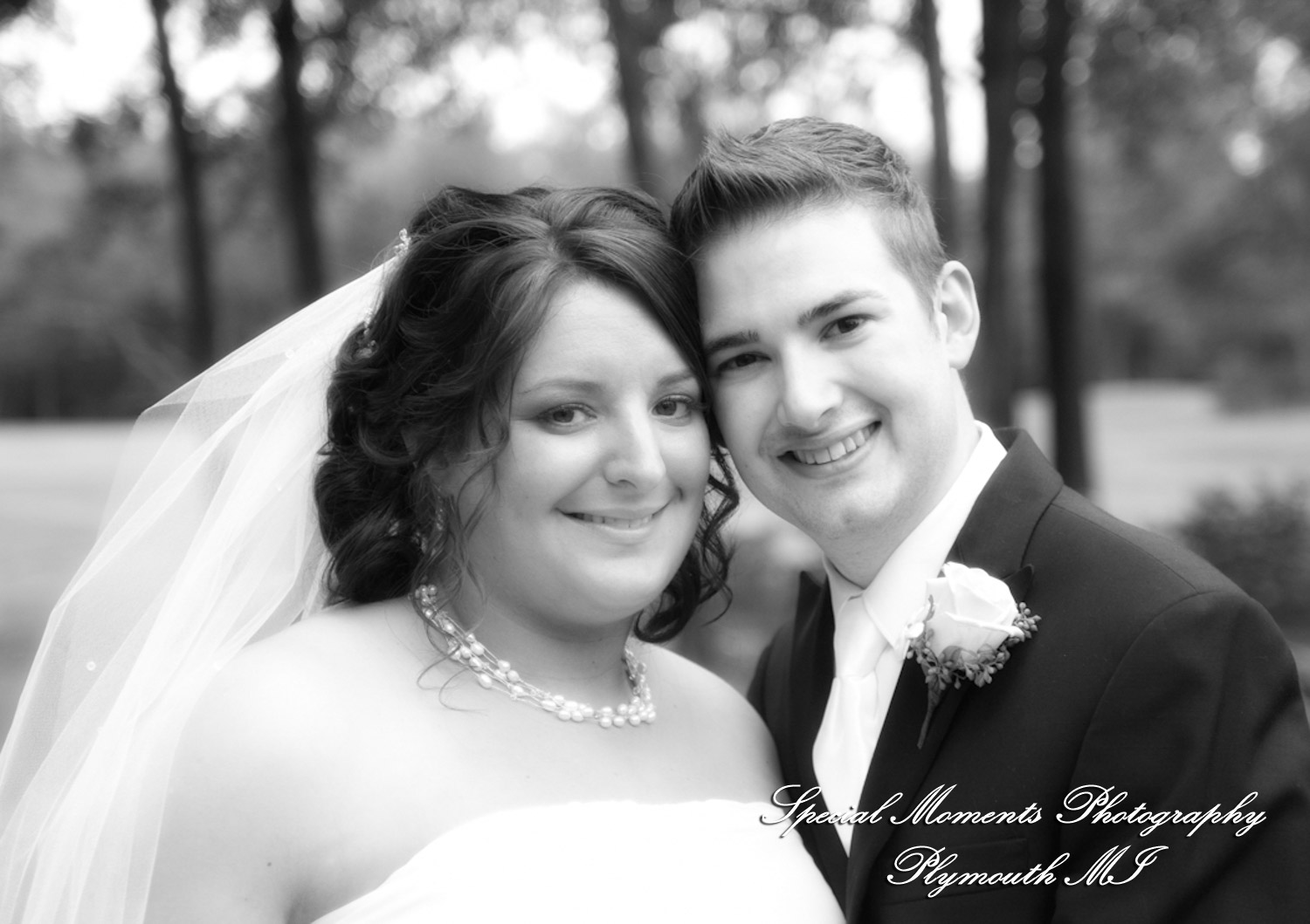 Sara & Joel at Historic Hope Chaple Shelby Twp. MI wedding photography