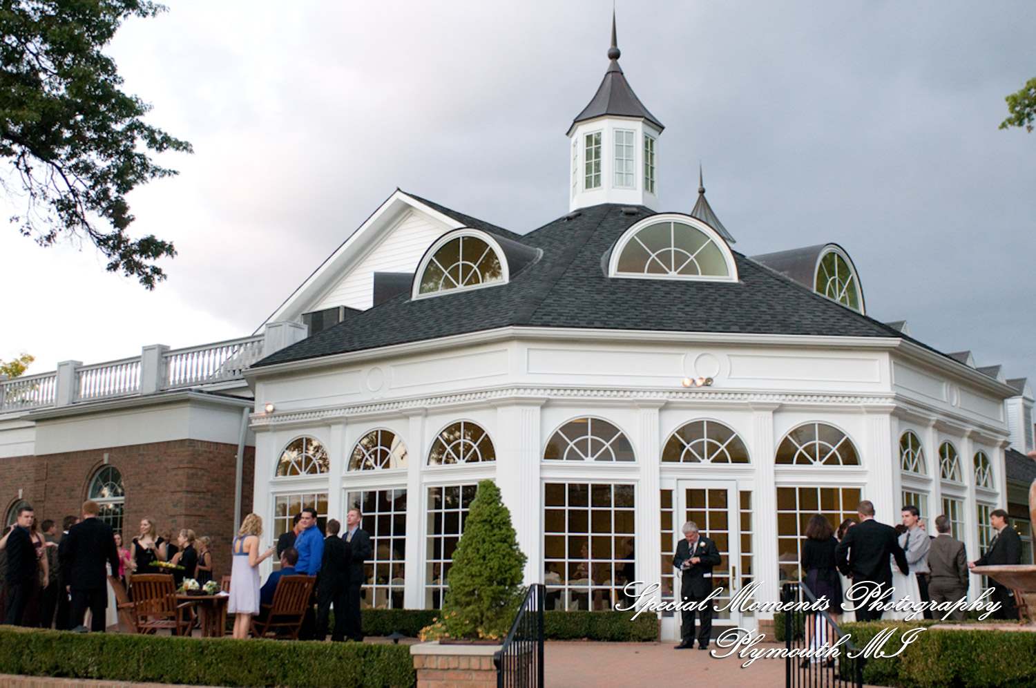 Sara & Joel at Historic Hope Chaple Shelby Twp. MI wedding photography