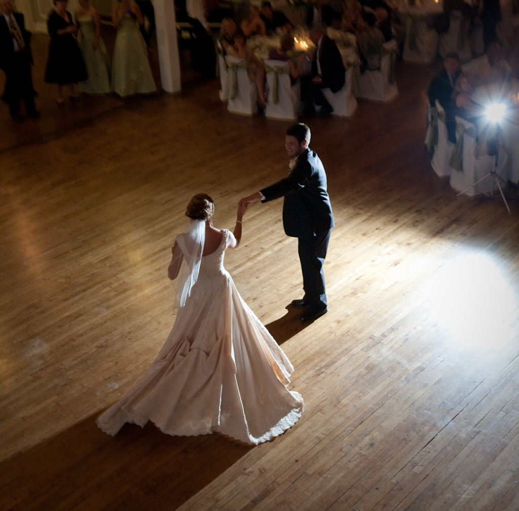 5 Star - Katelyn & Michael at Meeting House Grand Ballroom Plymouth MI wedding photograph Homepage