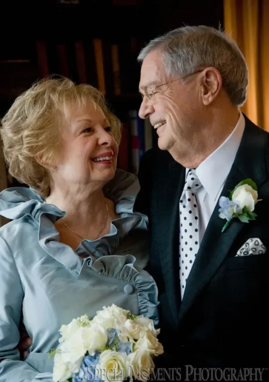 Birmingham Country Club Birmingham MI wedding photograph
