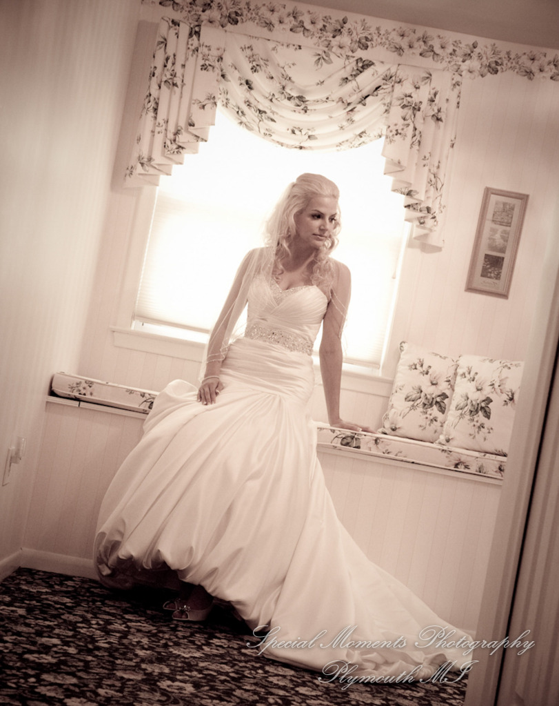 Emily & Shane at Divine Child Dearborn MI wedding photography