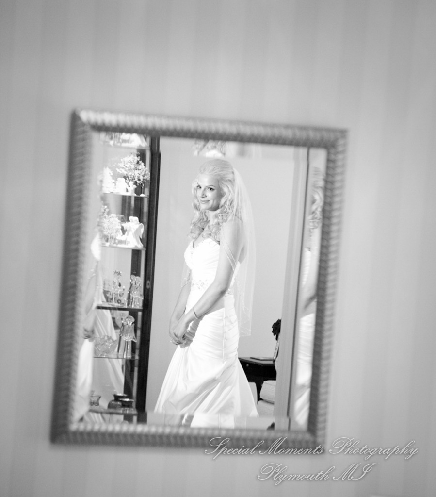 Emily & Shane at Divine Child Dearborn MI wedding photography
