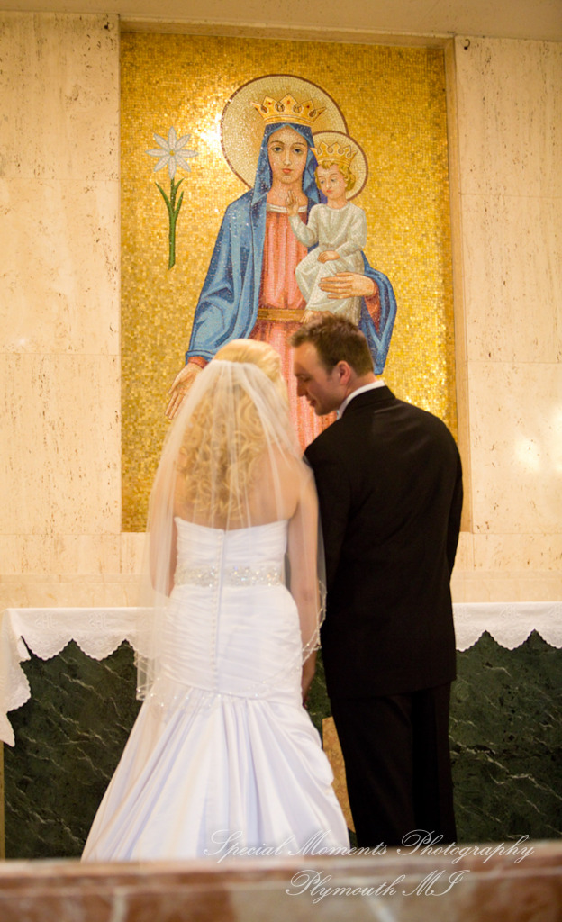 Emily & Shane at Divine Child Dearborn MI wedding photography