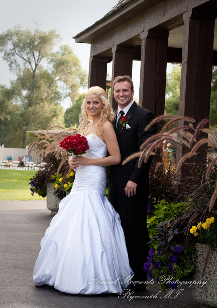 Emily & Shane at Dearborn Country Club Dearborn MI wedding photography