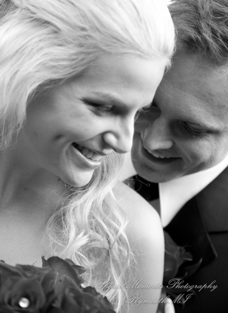 Emily & Shane at Dearborn Country Club Dearborn MI wedding photography