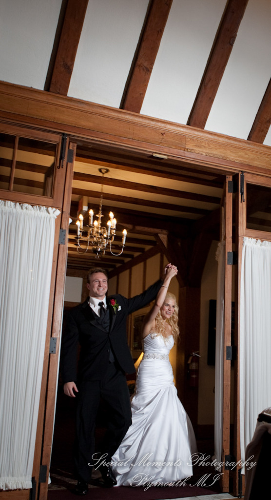 Emily & Shane at Dearborn Country Club Dearborn MI wedding photography