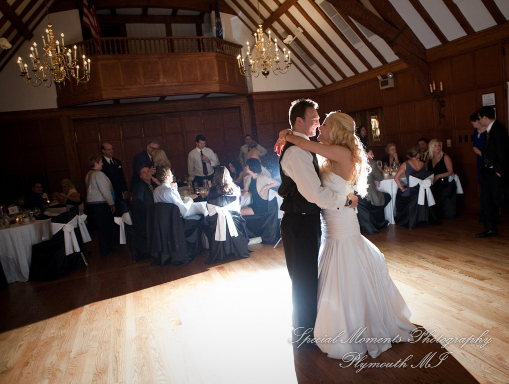 Emily & Shane at Dearborn Country Club Dearborn MI wedding photography