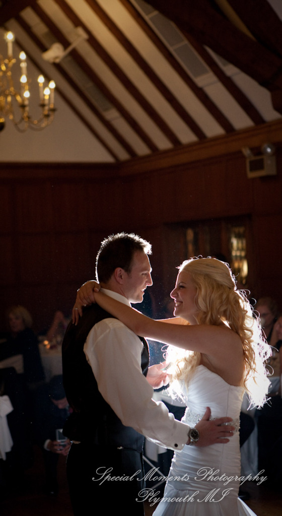 Emily & Shane at Dearborn Country Club Dearborn MI wedding photography