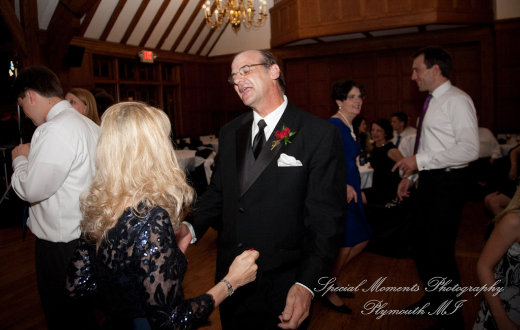 Emily & Shane at Dearborn Country Club Dearborn MI wedding photography