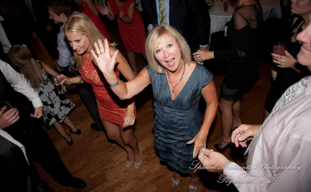 Emily & Shane at Dearborn Country Club Dearborn MI wedding photography