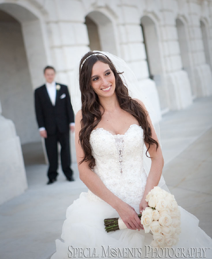 Holy Redeemer Detroit MI wedding photograph