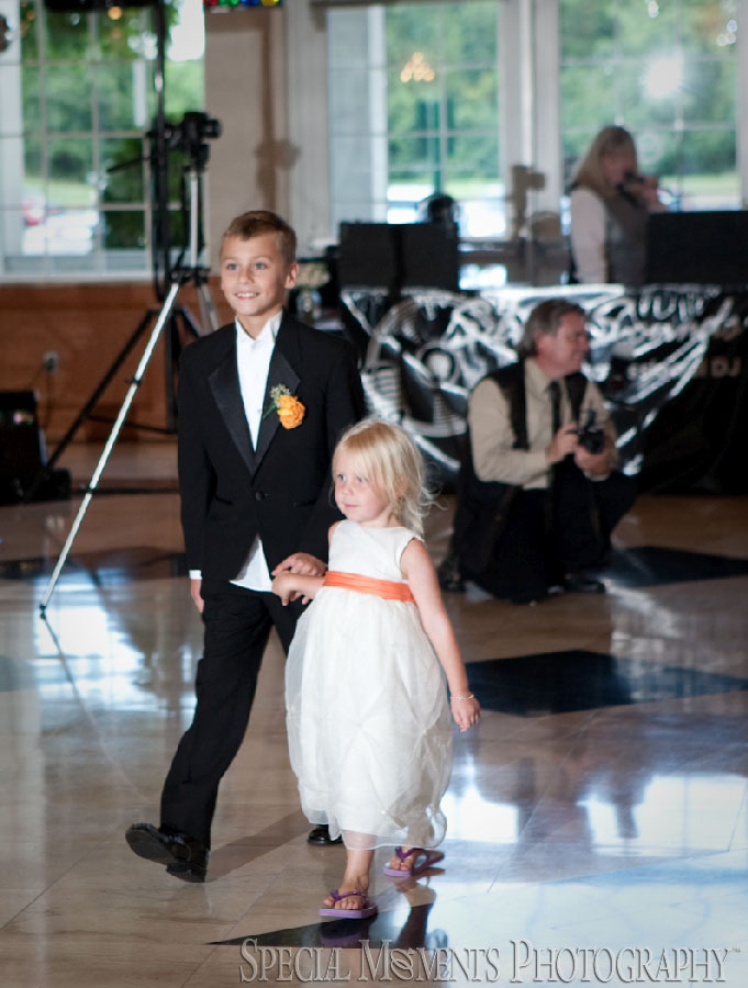 Italian American Club Livonia MI wedding photograph