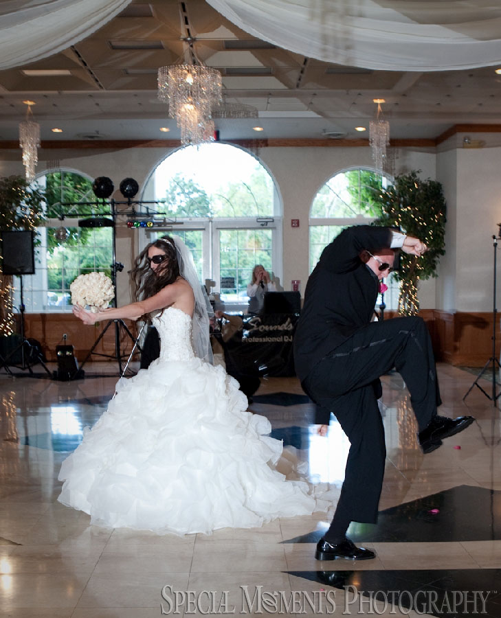 Italian American Club Livonia MI wedding photograph