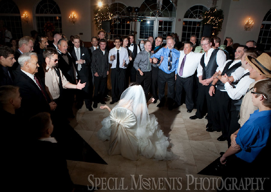 Italian American Club Livonia MI wedding photograph