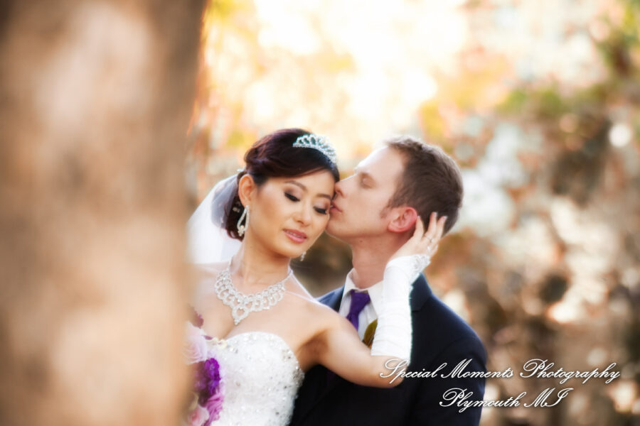 Canterbury Castle Lake Orion MI wedding photograph