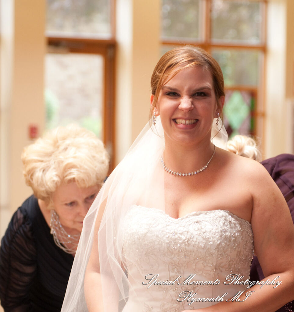Shannan & Eric at First United Methodist Church Northville MI wedding photography